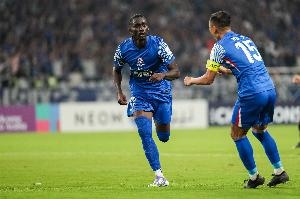 东体：申花放弃使用亚冠专属外援，将以五外援征战亚冠二级联赛